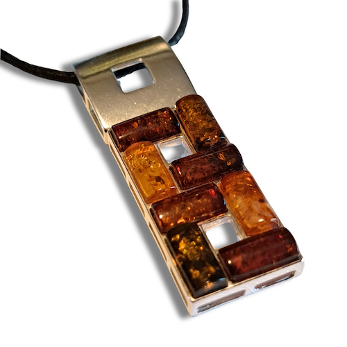 Click to view detail for HW-2584 Pendant Square Two Amber Sq/1 Silver Sq $100